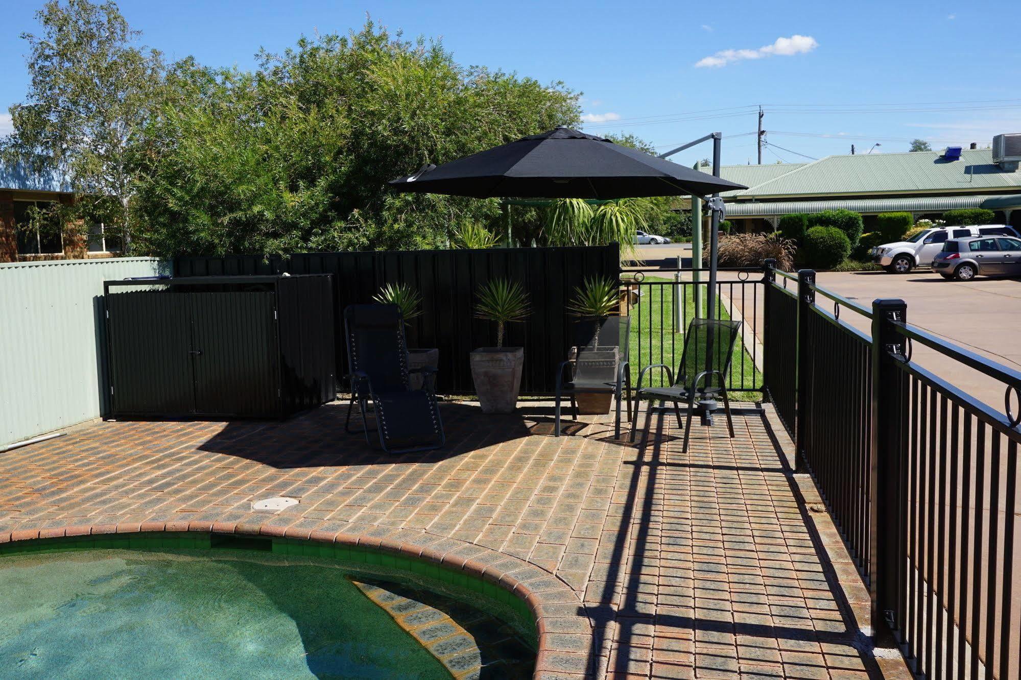 Lincoln Cottage Motor Inn Wagga Wagga Kültér fotó